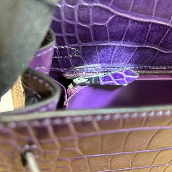 Kelly 25 Crocodile Embossed Structured Handbag Luxe Purple - Picture 12 of 14